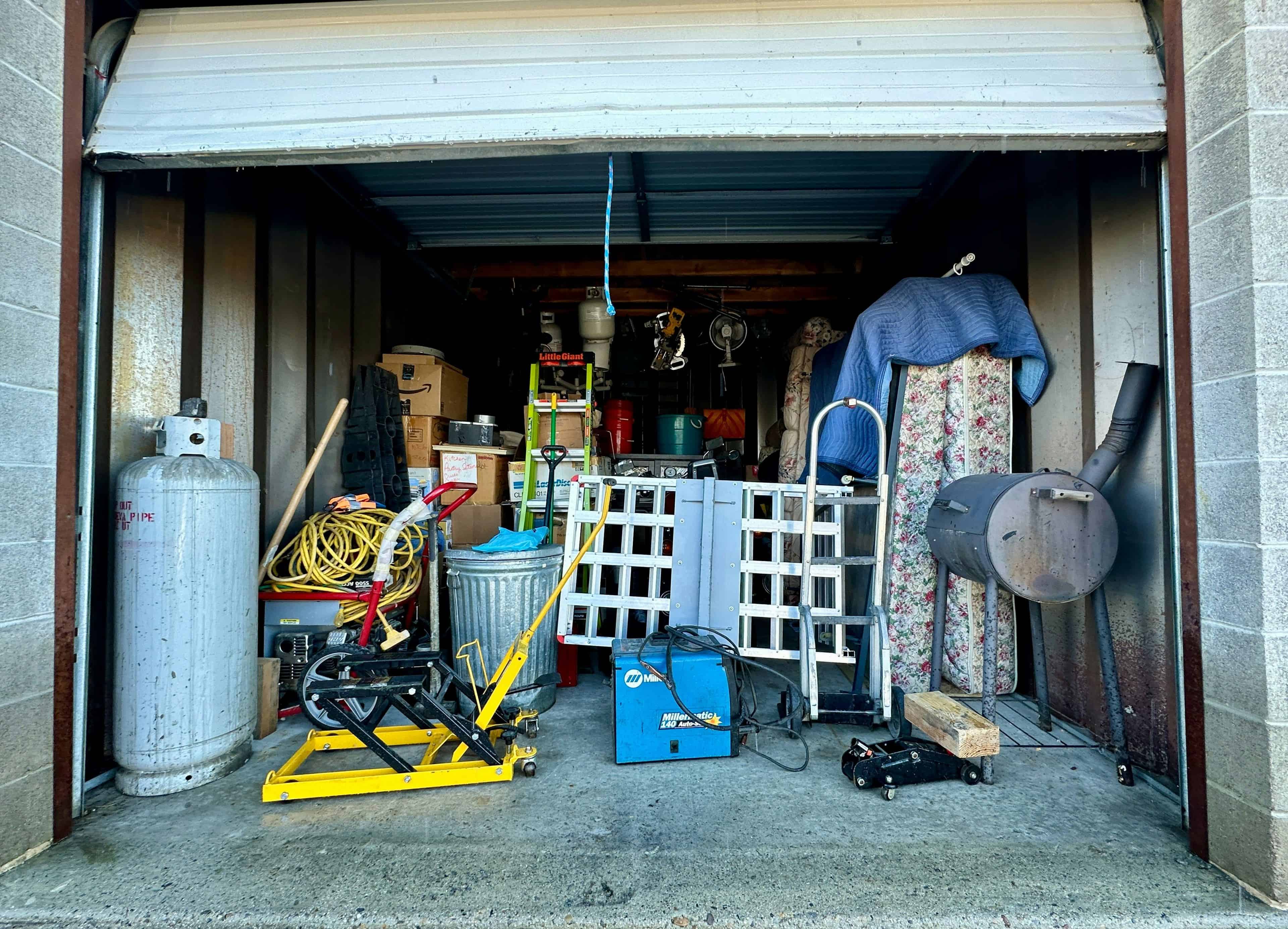 Garage Cleanouts image